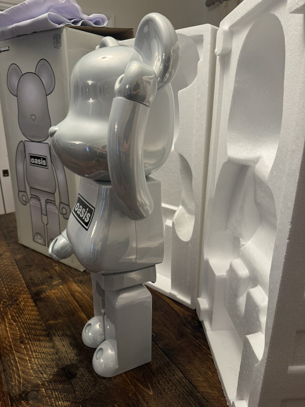 Bearbrick by Medicom 1000% Oasis + Box | Reunion