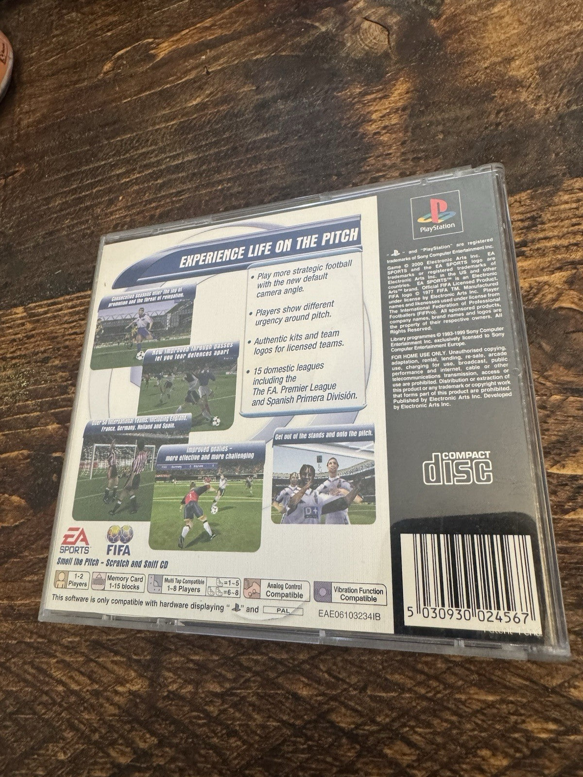 PlayStation 1 FIFA 2001 Video Game
