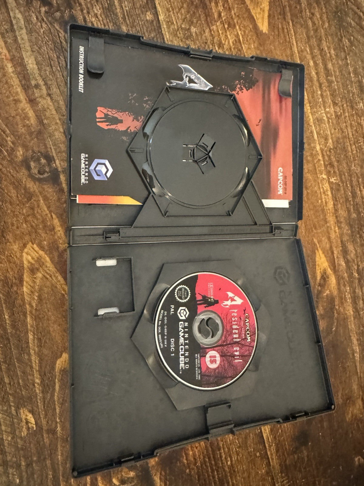 🎮 Resident Evil 4 (Nintendo GameCube, 2006) 🎮