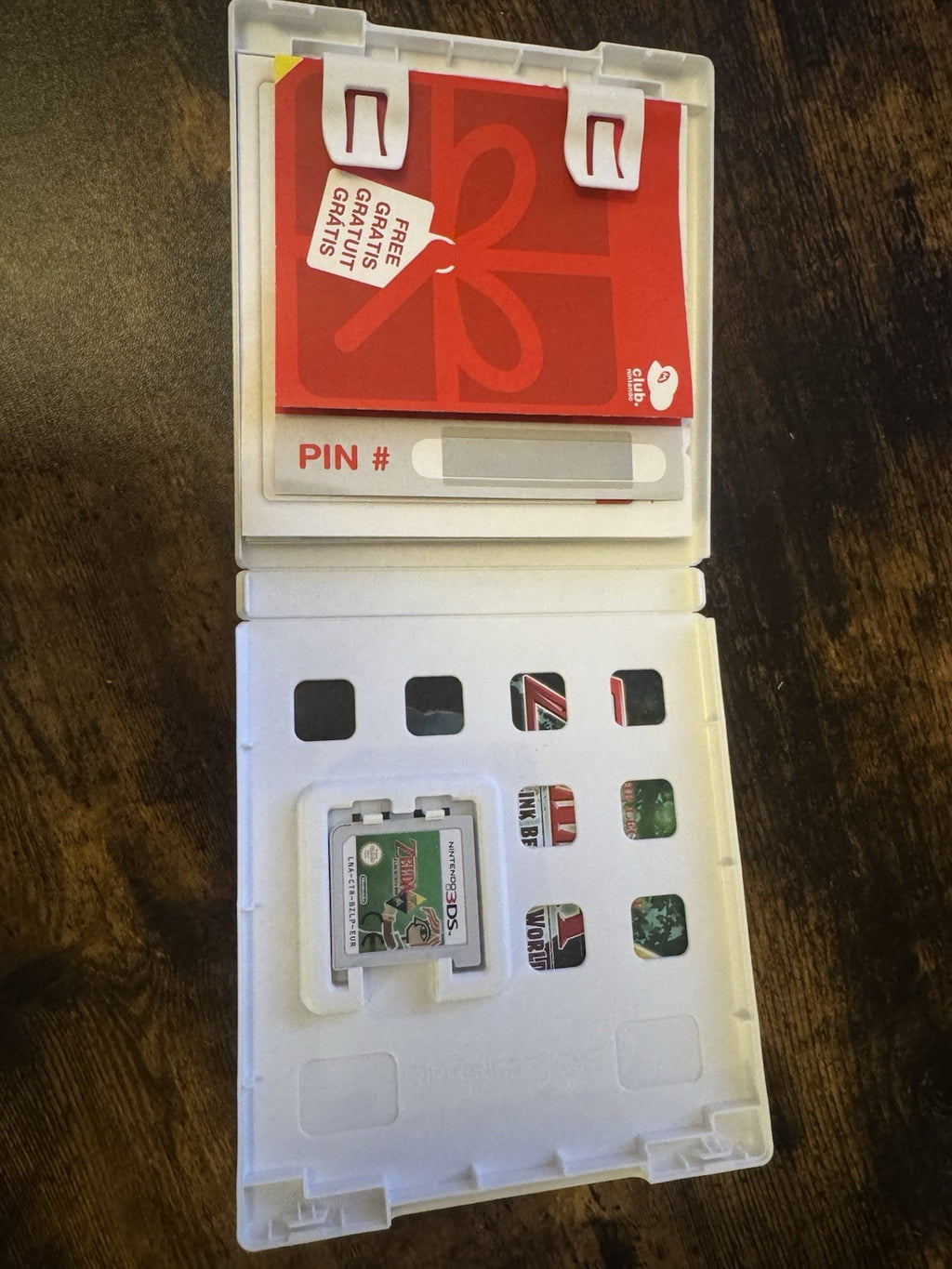 🎮 The Legend of Zelda: A Link Between Worlds (3DS, 2013) 🗡️🛡️