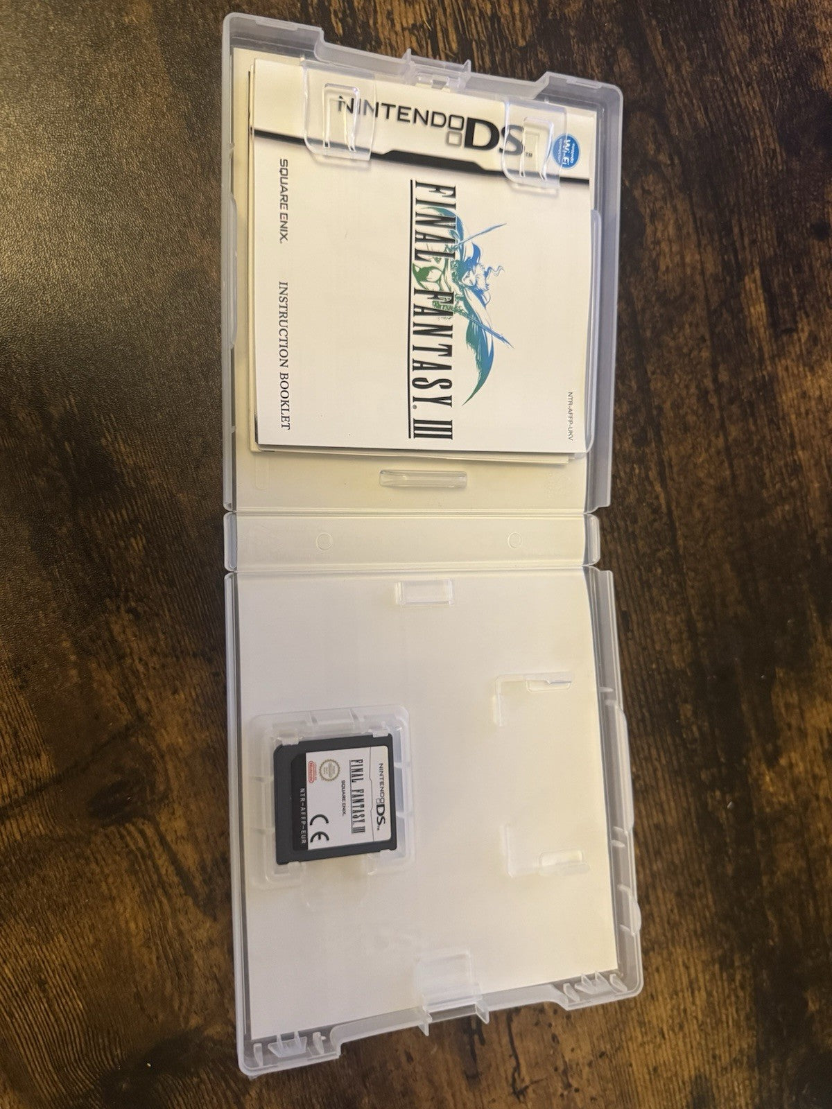 🎮💫 Final Fantasy III (Nintendo DS, 2006) ⚔️🗡️