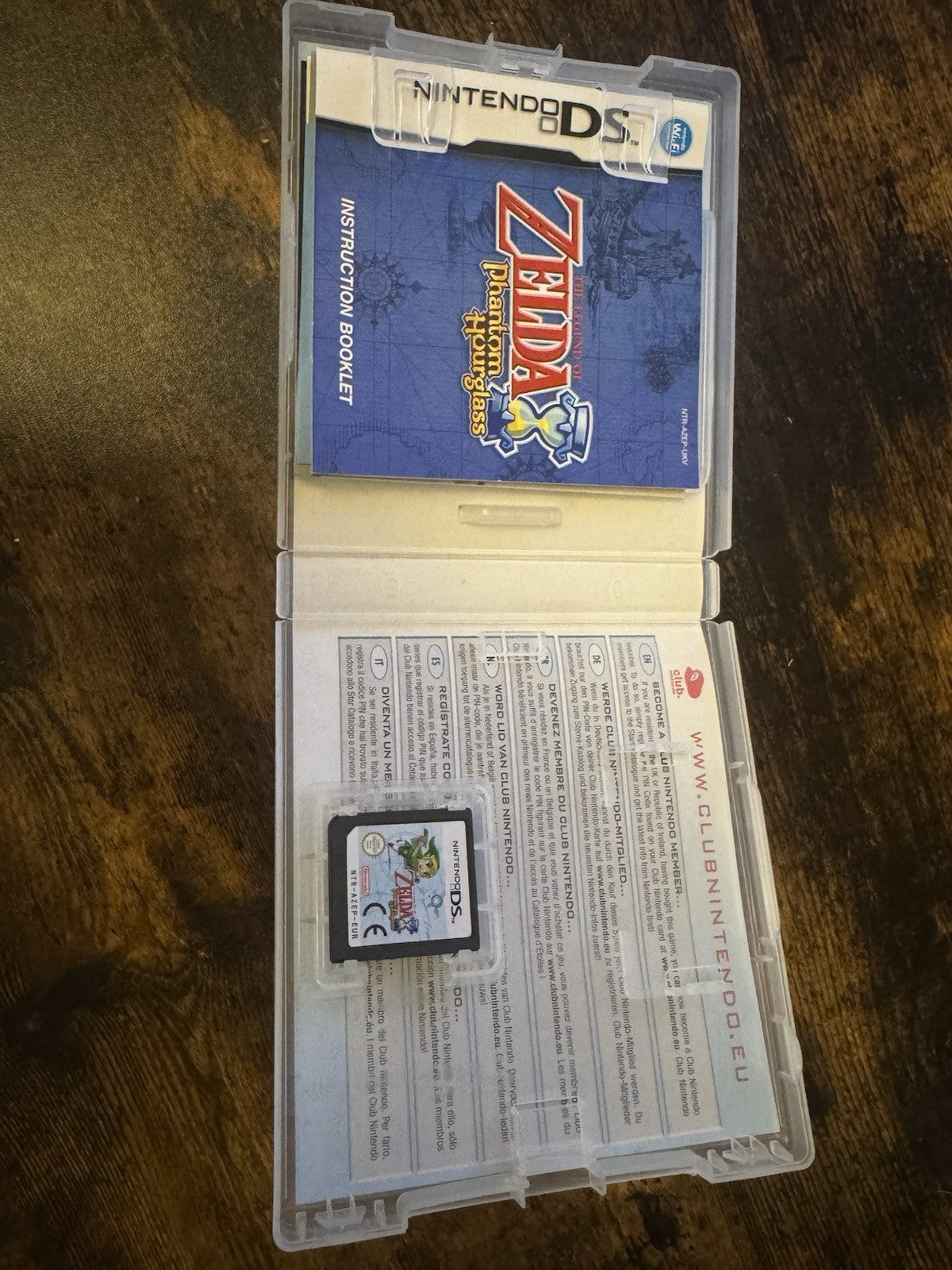 🎮🌟The Legend of Zelda: Phantom Hourglass (Nintendo DS, 2007)💫